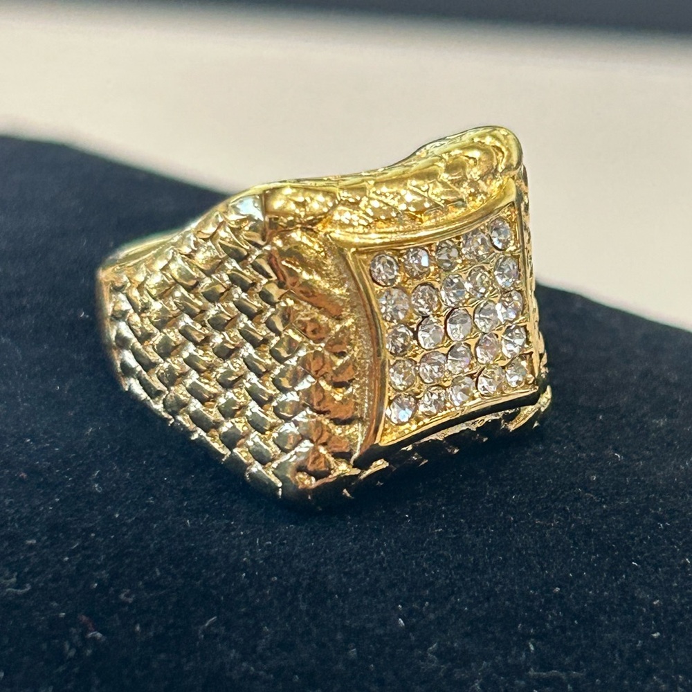 Solid Mens “Scale Skin” quality ring - Picture 9 of 10